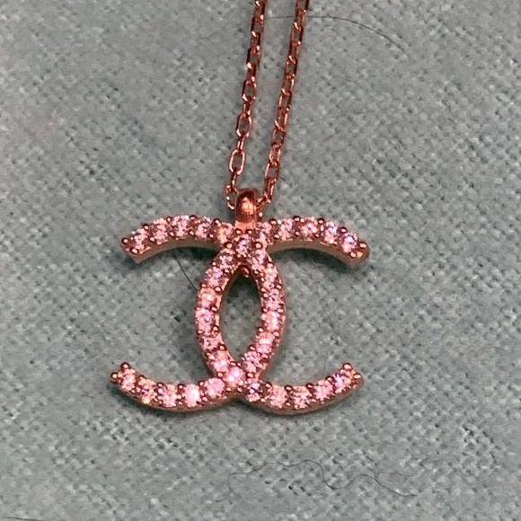 Brand new , rare Rose Gold Crystal  Necklace, great for Holidays gift - Picture 4 of 14